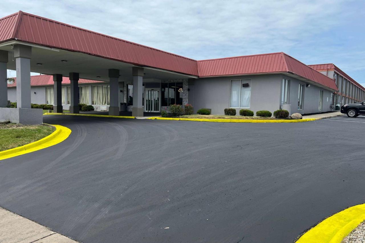 Days Inn & Suites By Wyndham Springfield Oh Eksteriør billede