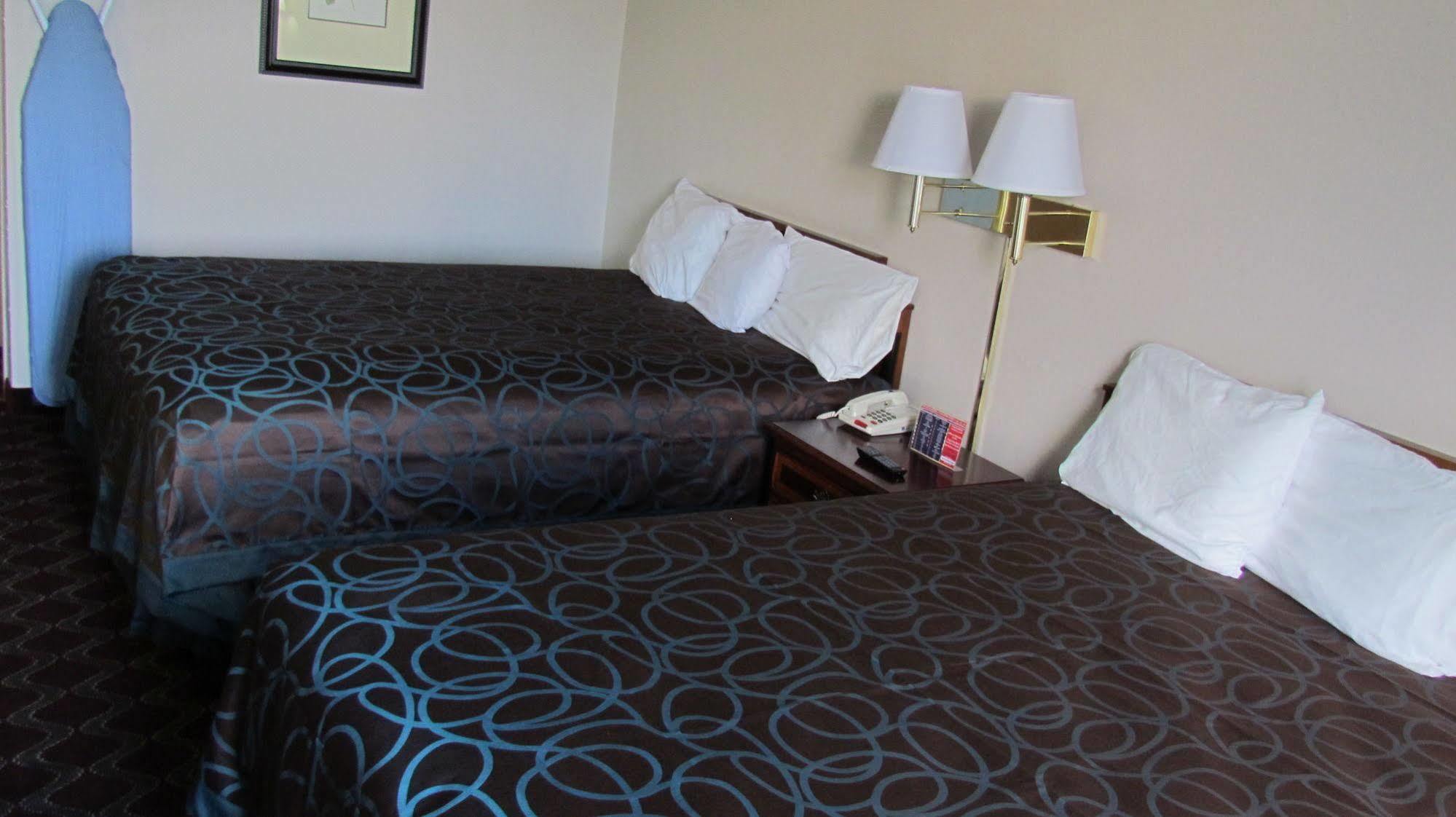 Days Inn & Suites By Wyndham Springfield Oh Eksteriør billede